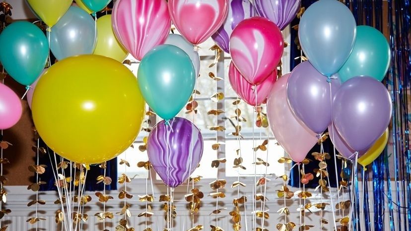 Så får du heliumballonger att lyfta festen hemma – rätt mängd, hållbarhet och smart styling för små rum